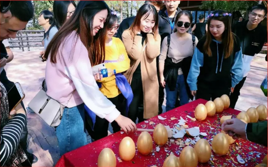 元旦超嗨！馬仁奇峰針對(duì)這些人免費(fèi)，更有高空砸金蛋！